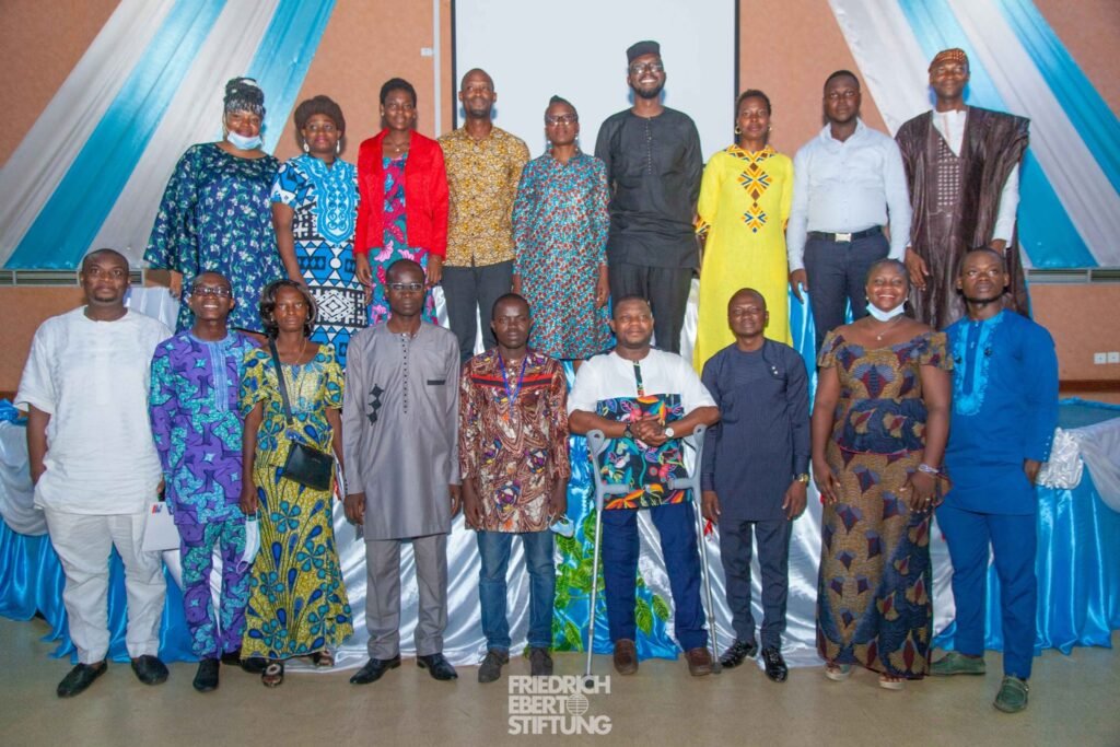 Reseau Alumni des Jeunes Leaders du Benin - 17 Engagement des jeunes